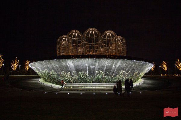 Фонтан Инфинити Краснодар в парке