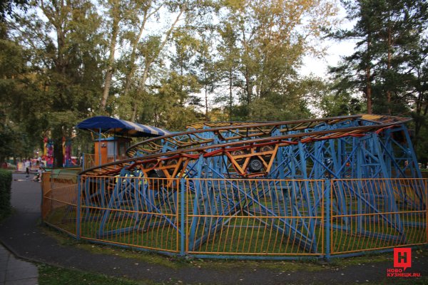 Парк Гагарина Новокузнецк аттракционы
