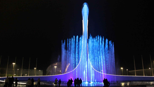 Поющий фонтан в Сочи в Олимпийском парке