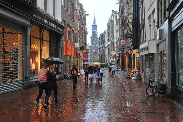 Дождь в Амстердаме