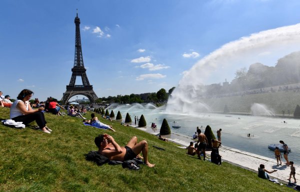 Франция в июне