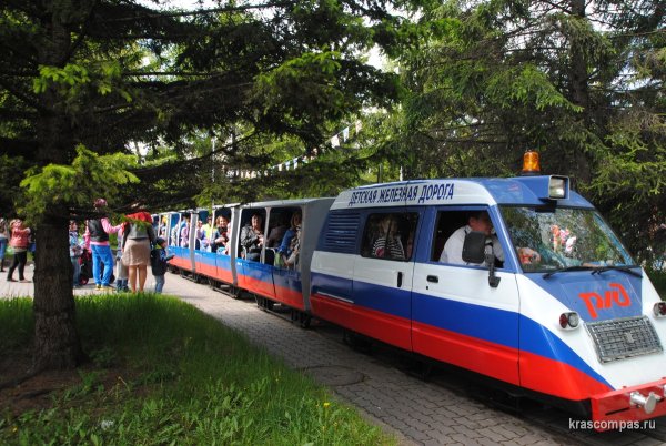 Парк Горького Красноярск детская железная дорога