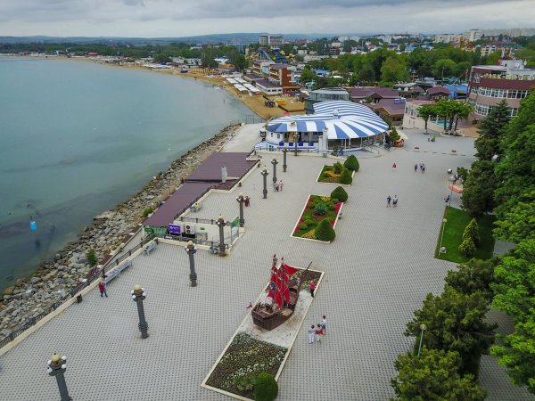 Центральная набережная Анапы