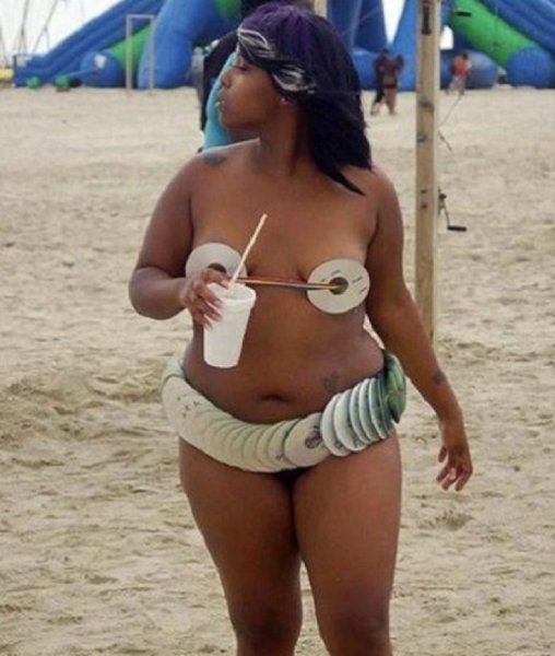 Смешные купальники