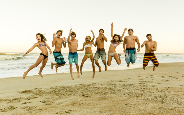 Лето пляж люди