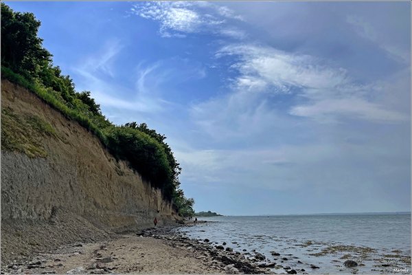 Дикий пляж Лоо