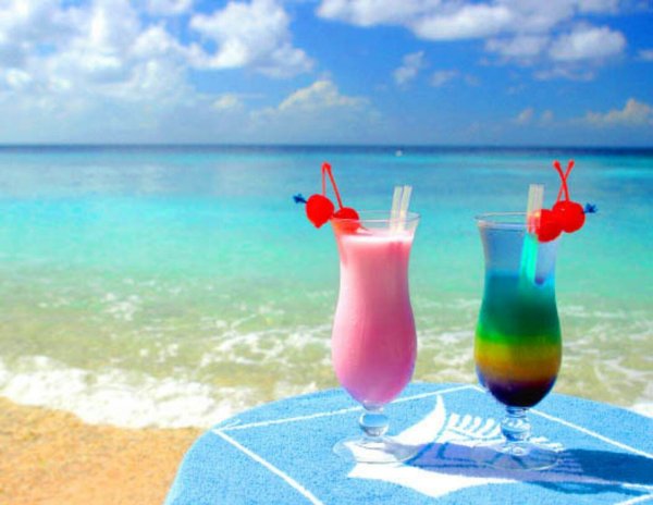 С днём рождения море пляж коктейль