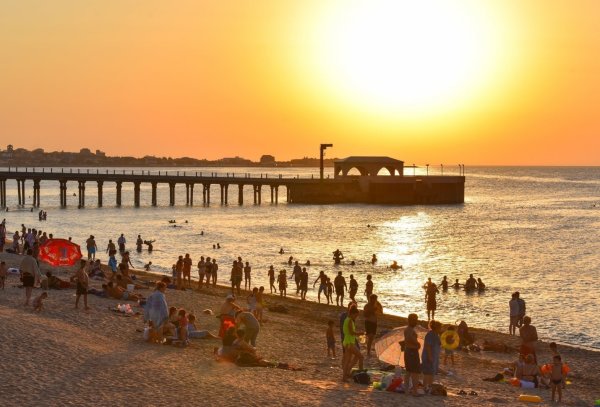 Азербайджан Каспийское море