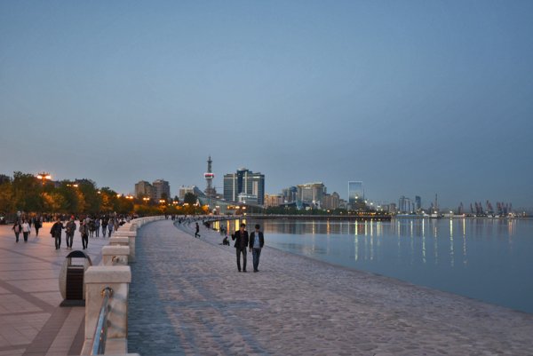 Набережная Баку Азербайджан