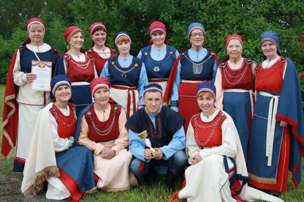 Финно-угорским народам Карелы