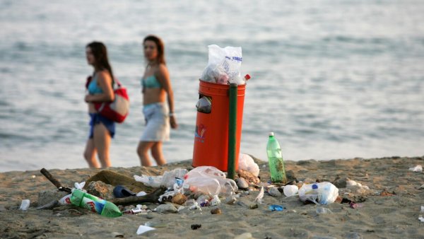 Люди на пляже