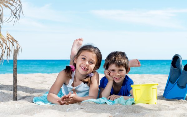 Лето дети море