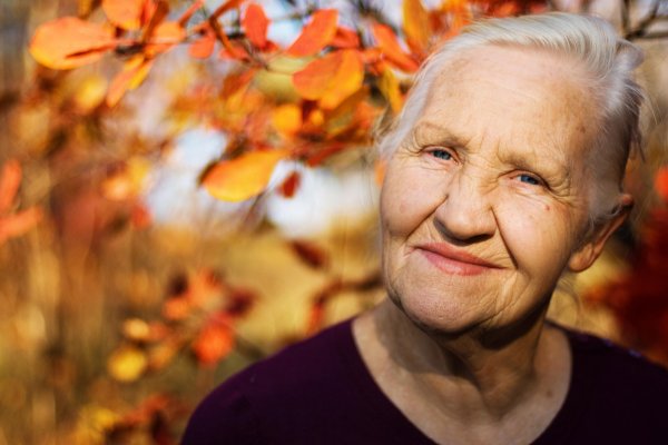 Портрет пожилой женщины