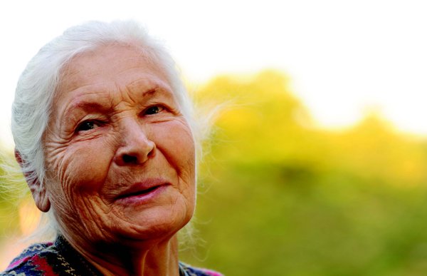 Старое лицо женщины