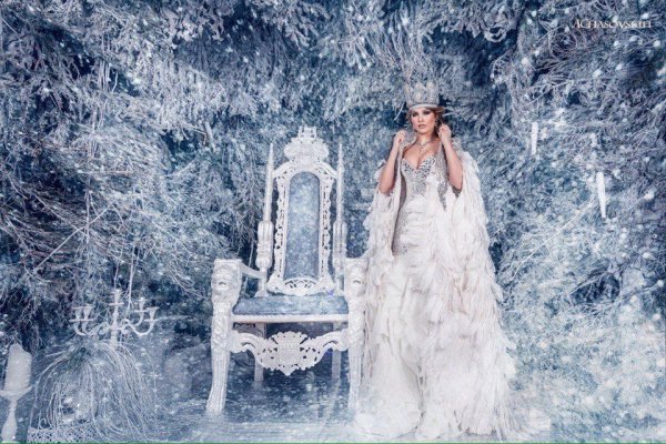 Снежная Королева на троне