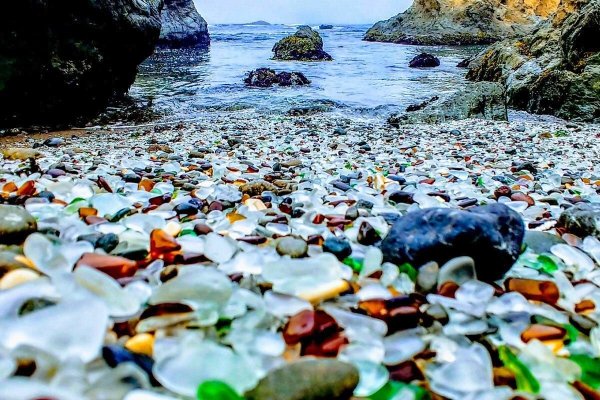 Стеклянный пляж план