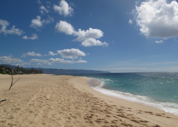 Пустой пляж