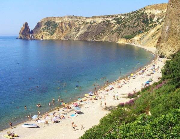 Мыс Фиолент в Крыму пляж