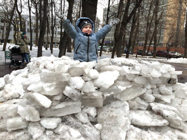 Снежная крепость