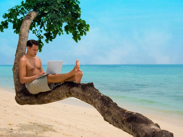 Мужчина на отдыхе