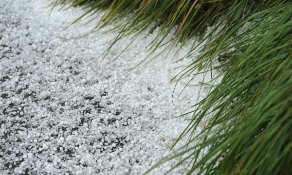 Град, крупа