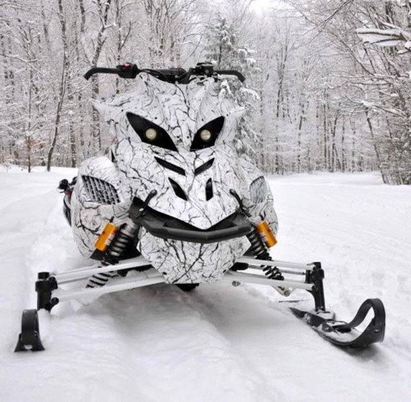 Снегоход BRP камуфляж