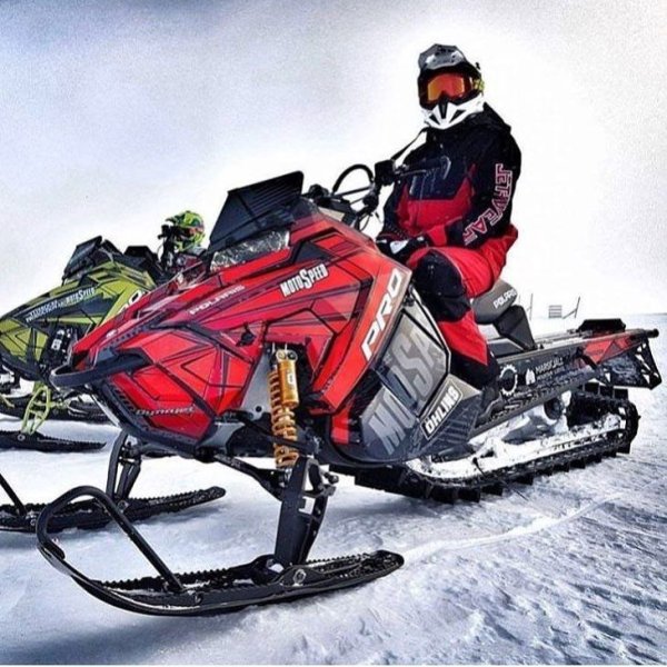 Мотоцикл снегоход