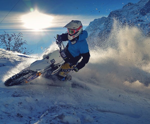 Мотокросс зимой