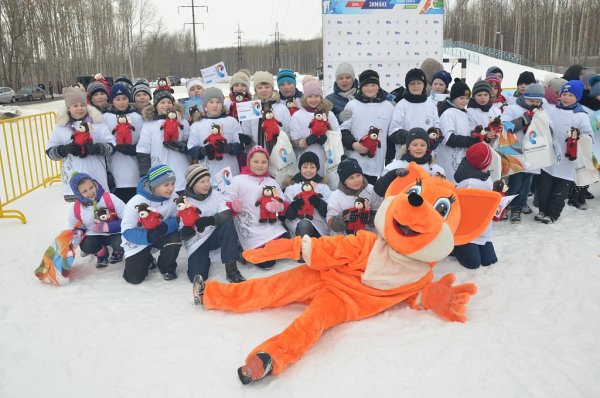 Зимний спортивный праздник снежки
