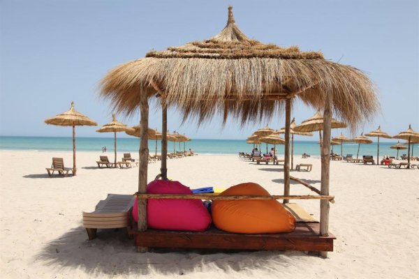 Тунис остров Джерба море