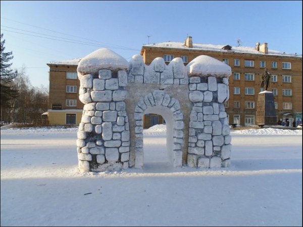 Снежный городок крепость
