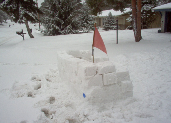 Снежная крепость