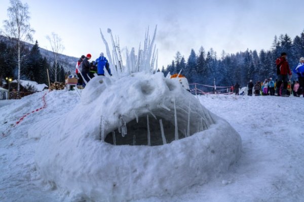 Самая крутая Снежная база