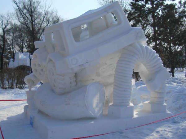 Карета из снега