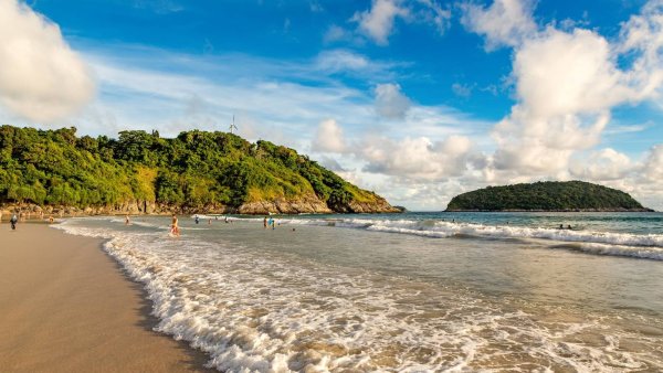 Пляж най Харн Таиланд