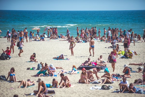 Щелкино нудиские пляжи