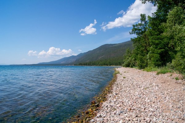 Байкал Листвянка берег Каменистый