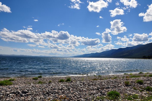 Берег озера Байкал