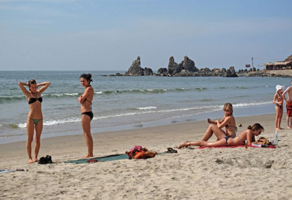 Нудийский пляж девушки