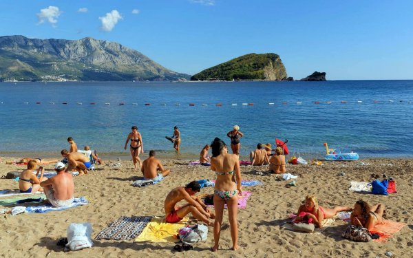 Натуристские пляжи Черногории