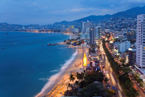 Акапулько город в Мексике