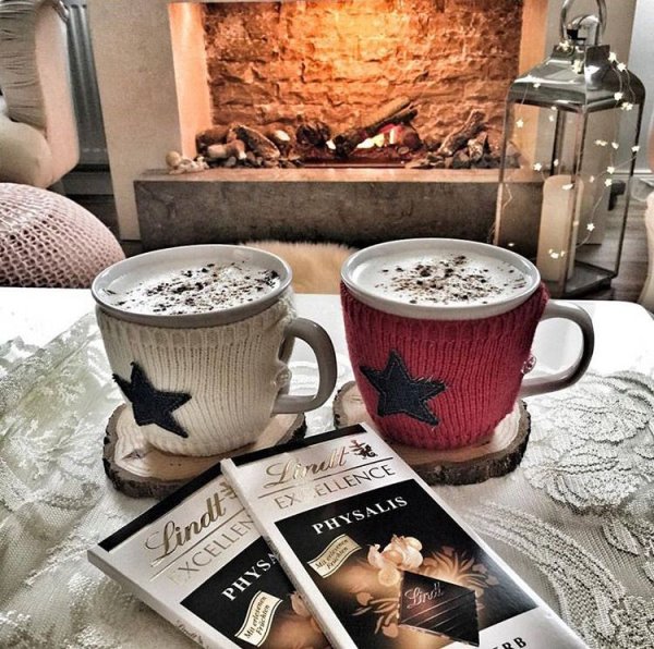 Снежное утро и кофе