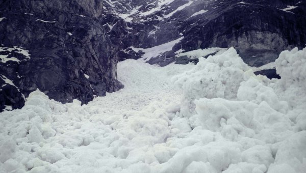 Владикавказ горы лавина