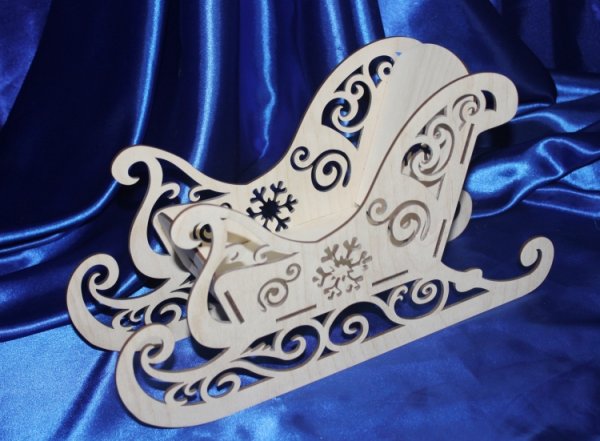 Расписные сани