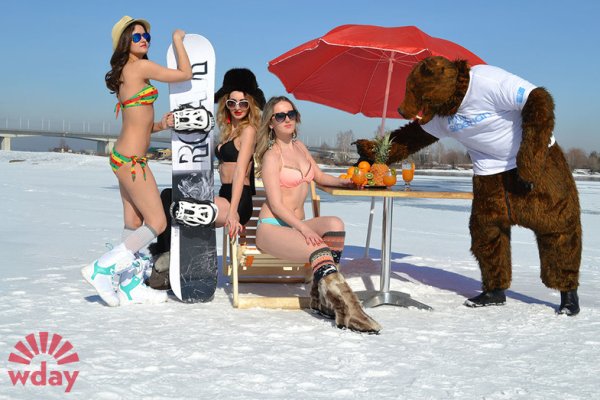 Сибирячке в купальниках