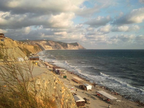 Пляж высокий берег Анапа