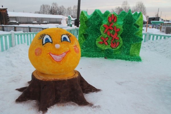 Колобок из снега