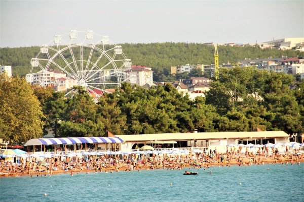 Центральный городской пляж Геленджика