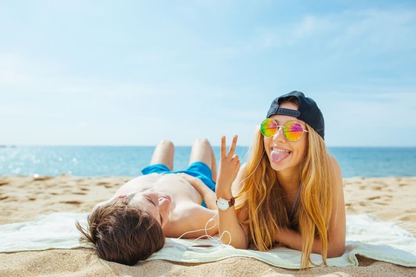 Лето пляж люди