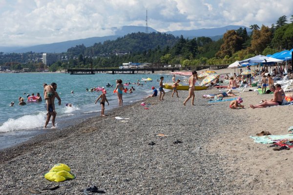 Центральный пляж Сухуми